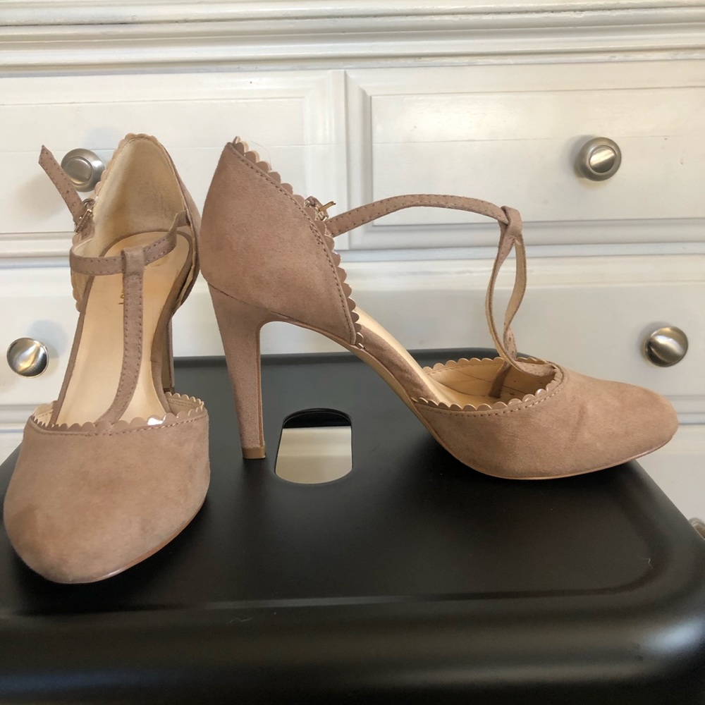 Nine West Suede Pumps